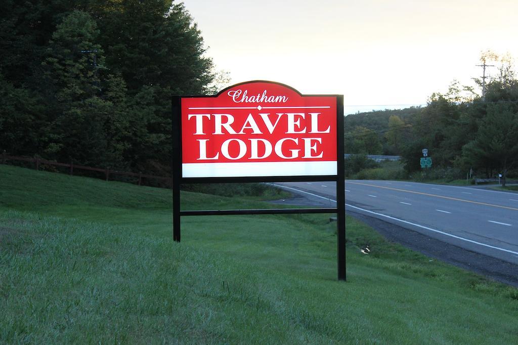 Chatham Travel Lodge Old Chatham Экстерьер фото